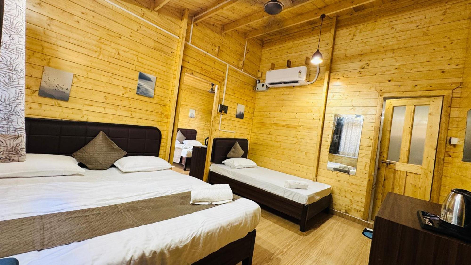 Coastal Bay Inn Alībāg Eksteriør billede